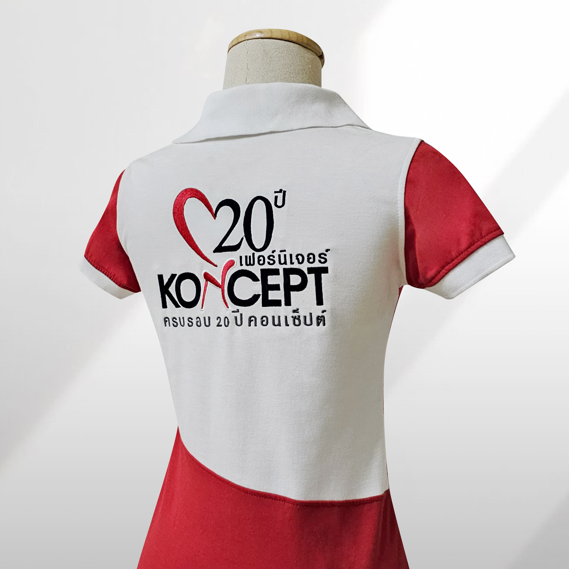 polo t-shirt back